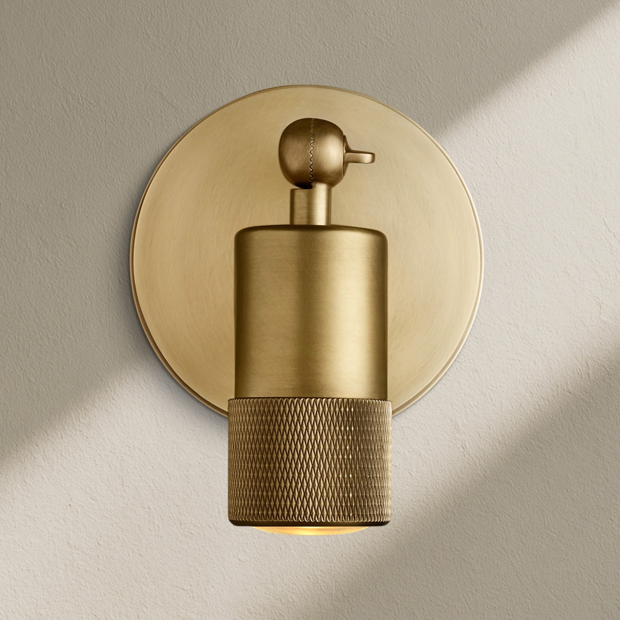 Utifz Task Sconce 6"