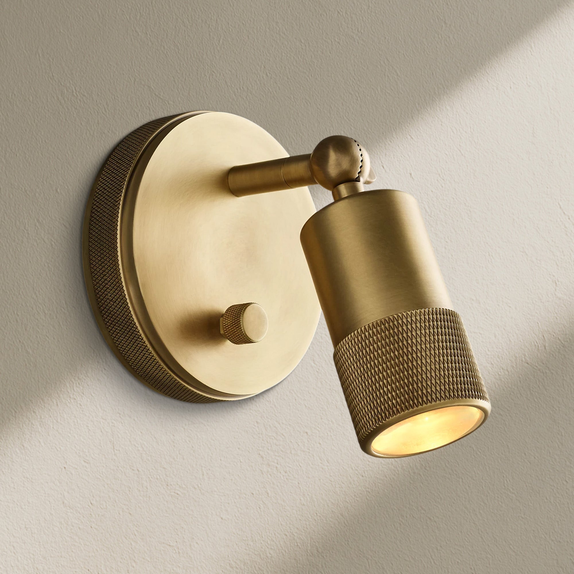 Utifz Task Sconce 6"