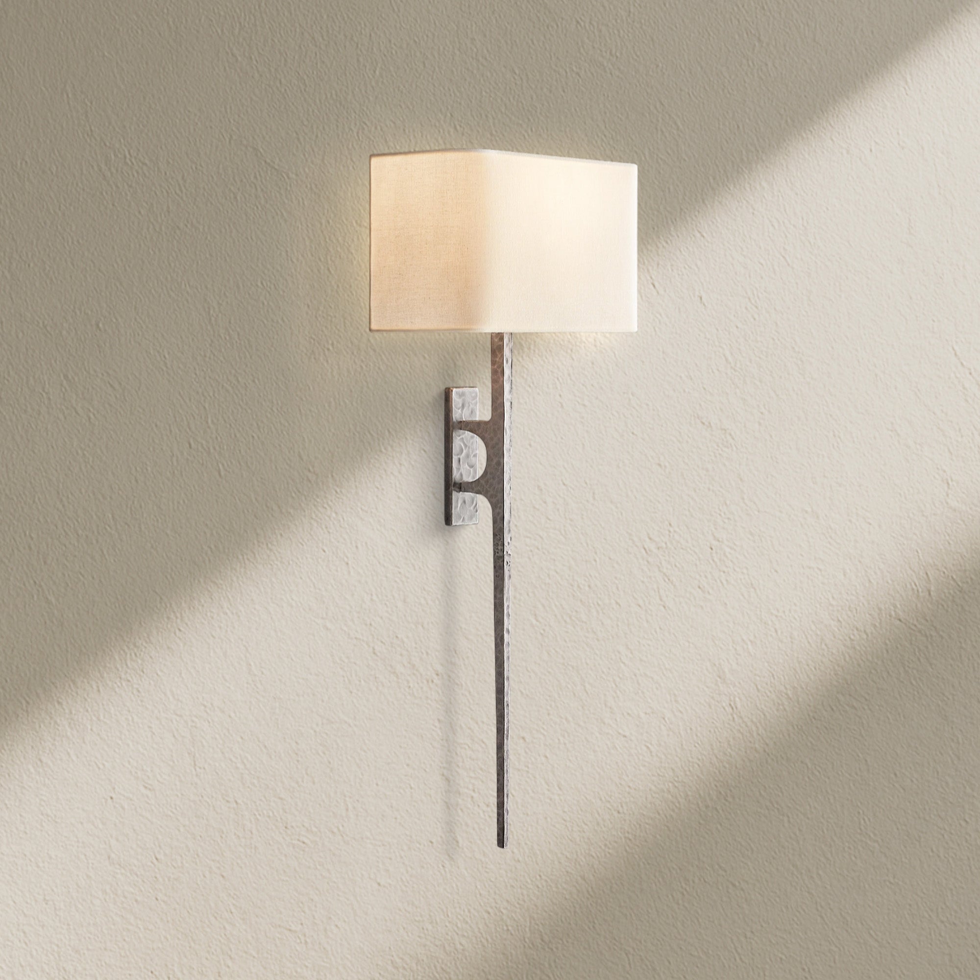 Wryfz Wall Sconce