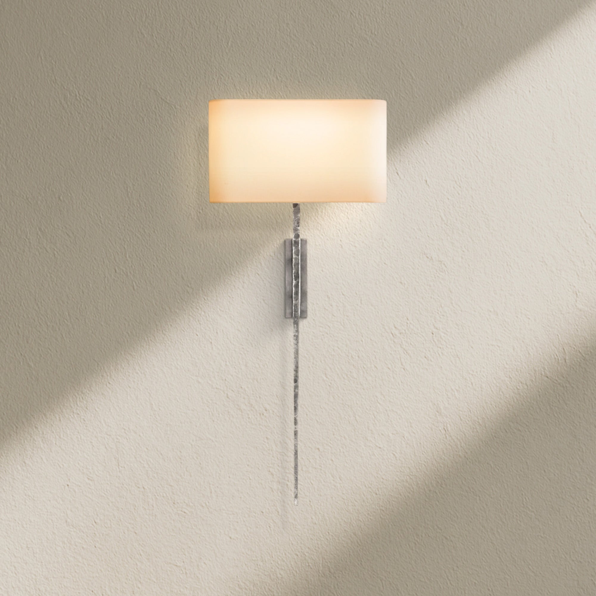 Wryfz Wall Sconce