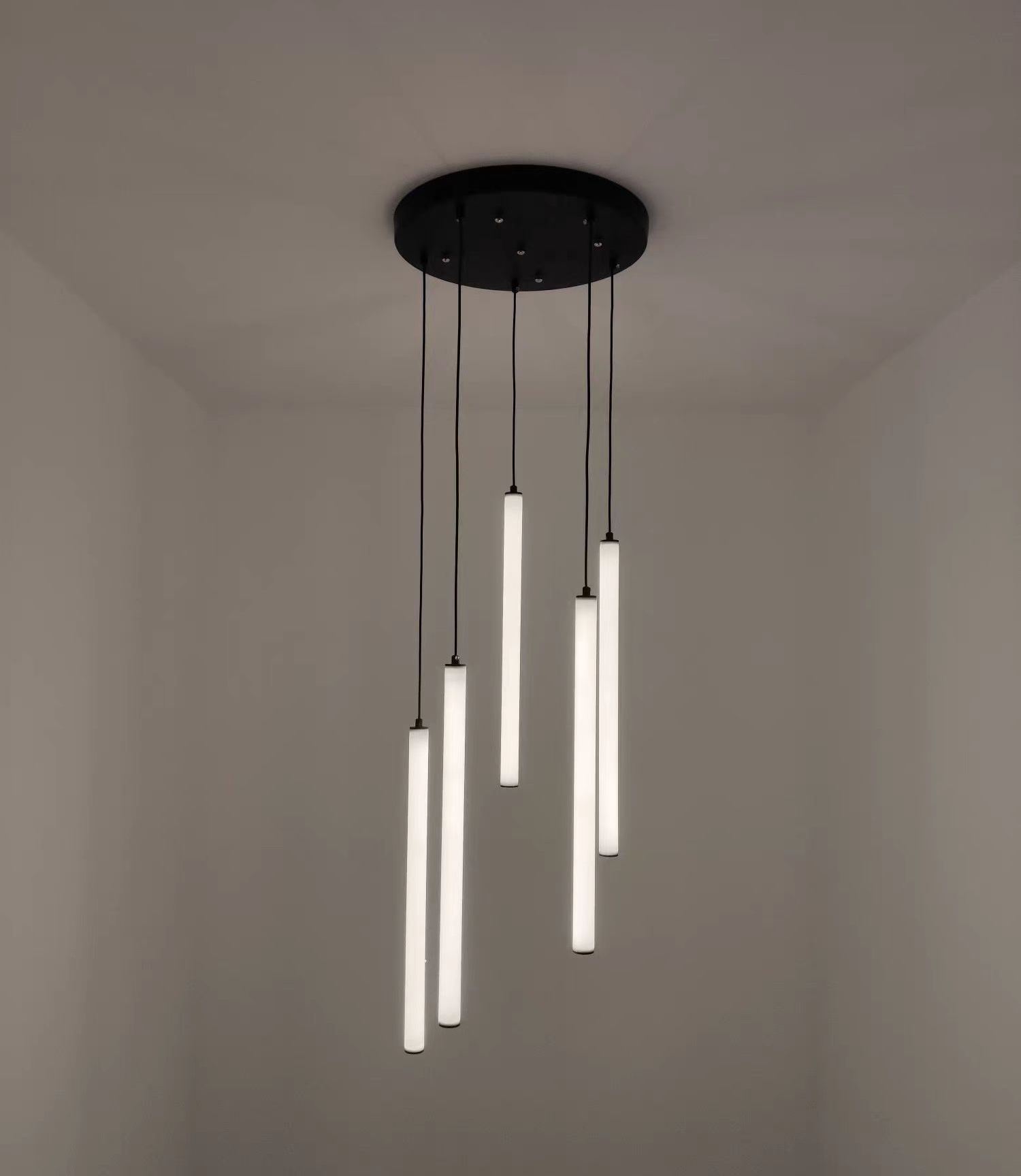 Scandinavia Minimalist White Pendant Light for Bedside/Dining Room/Staircase - One Single: SWarm LightJoyfuzzy