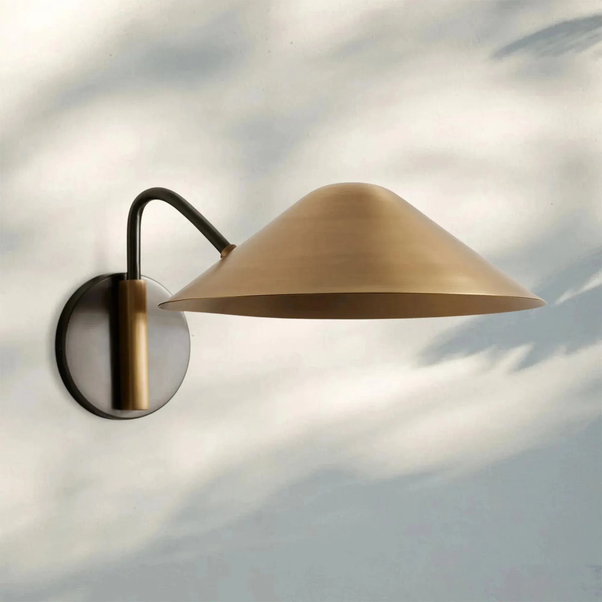 Simms Single Wall Sconce - Joyfuzzy
