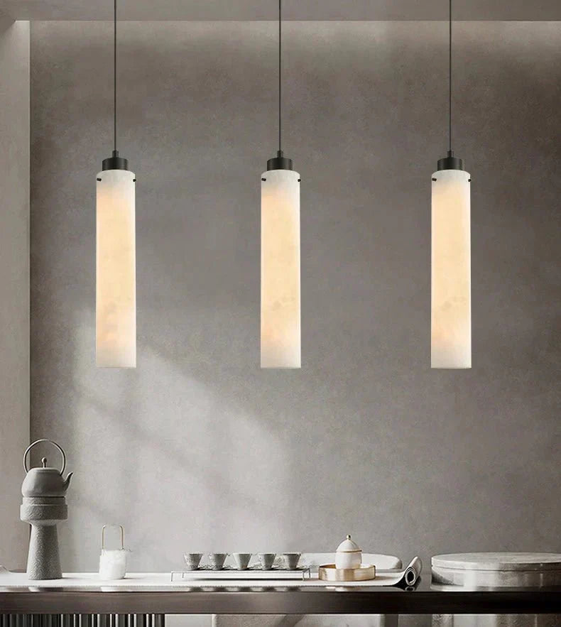 Simple marble pendant lamp - Joyfuzzy