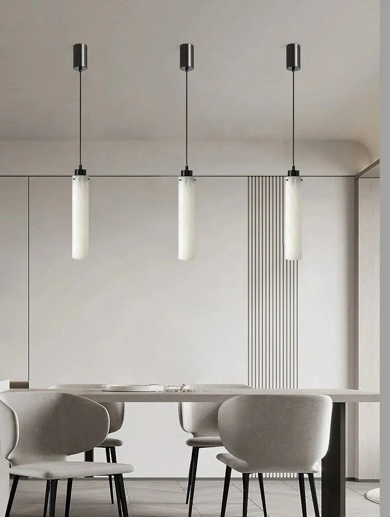 Simple marble pendant lamp - Joyfuzzy