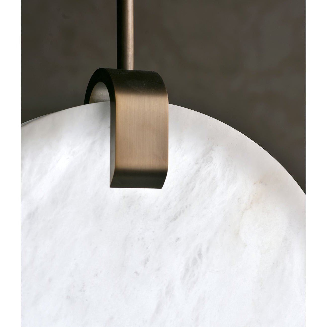 Soho Real Alabaster Disc Pendant Light, Pendant Lamp For Hallway, Staircase - D25.2''Joyfuzzy