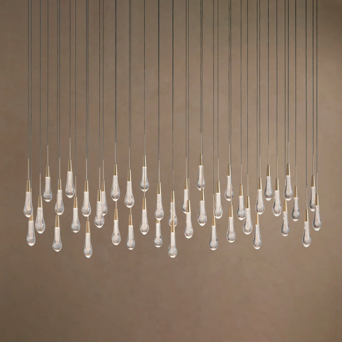 Soltaire Linear Chandelier
