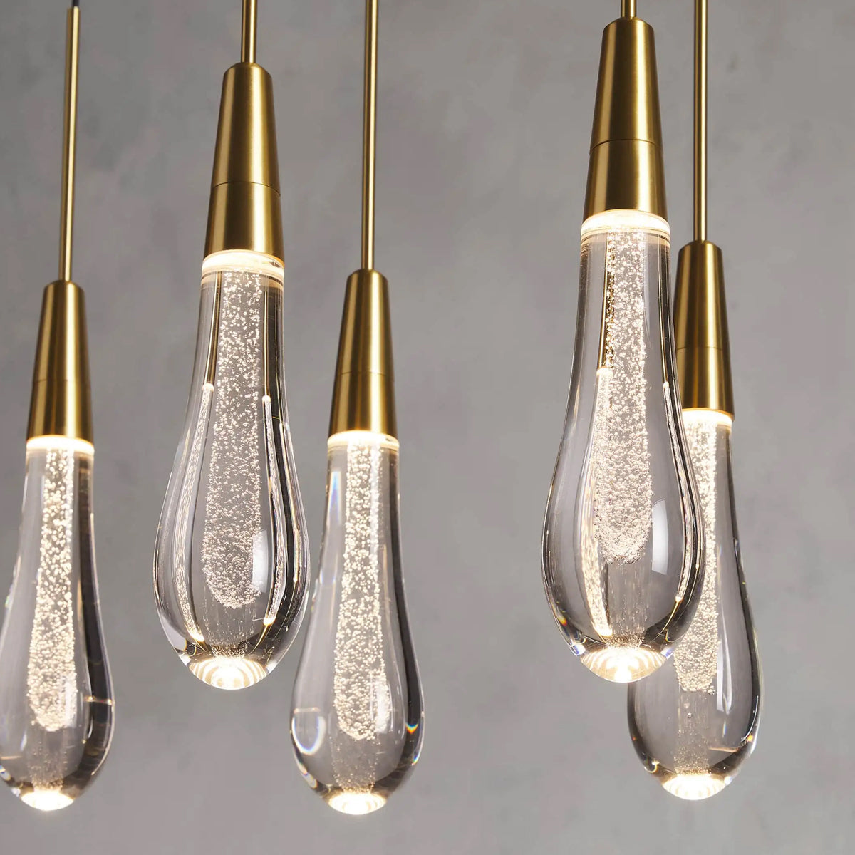 Soltaire Linear Chandelier