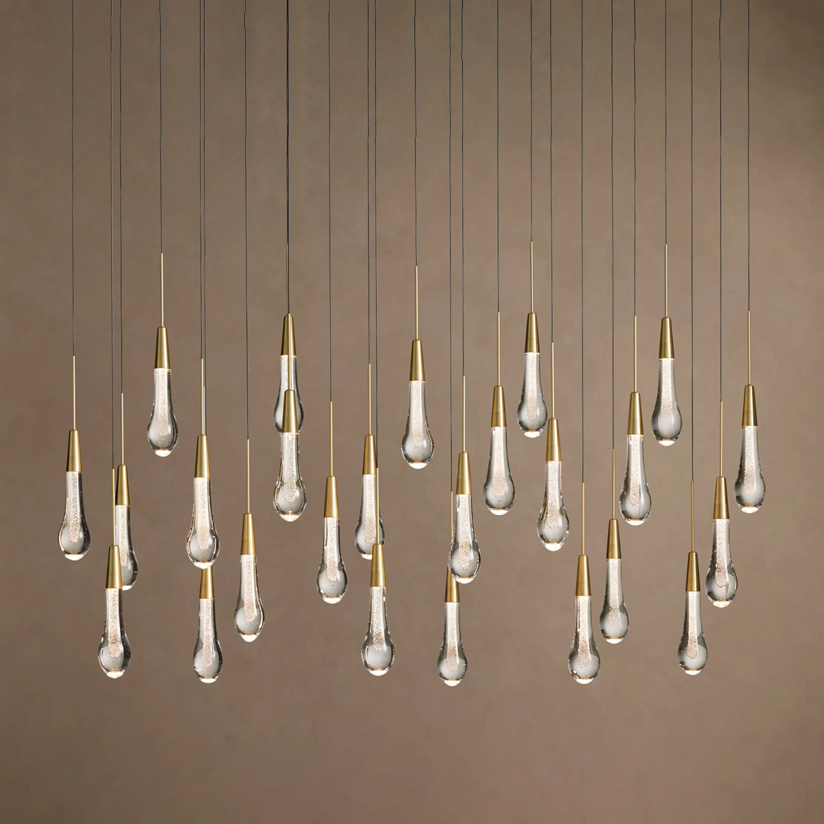 Soltaire Linear Chandelier