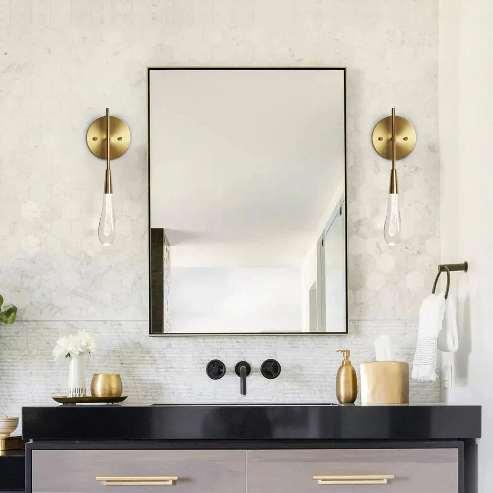 Soltaire Wall Sconce - BrassJoyfuzzy