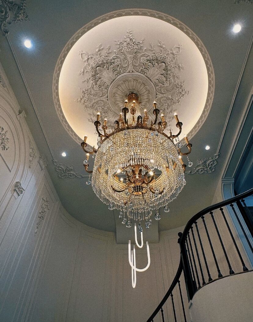 Stunning Oversized Luxury Golden Metal Candle Crystal Tassel Chandelier For High - ceiling - Joyfuzzy