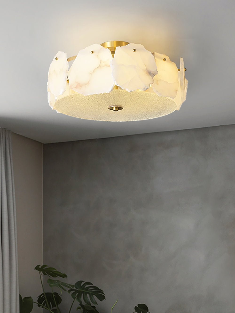 Valeria Alabaster Ceiling Lamp - ∅ 17.7″ x H 7.9″Copper & WhiteJoyfuzzy