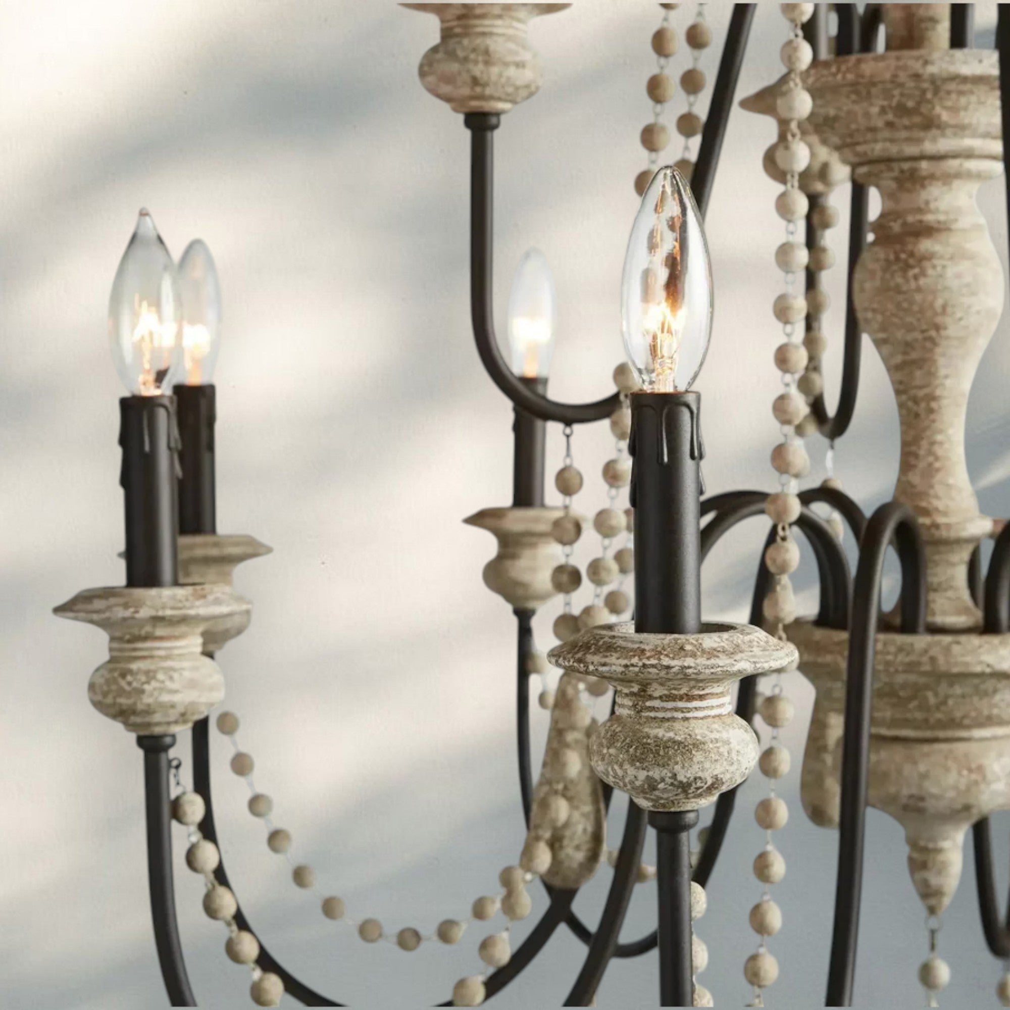 Vivienn Chandelier - Joyfuzzy
